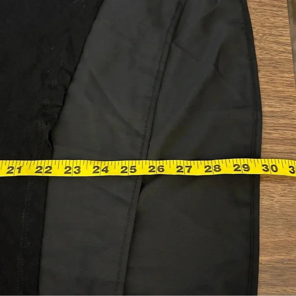 BCBGMaxAzria top  M - Picture 10 of 11